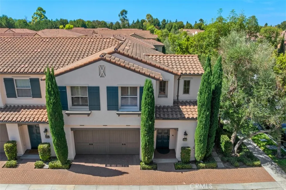 117 Gemstone Irvine, CA 92620