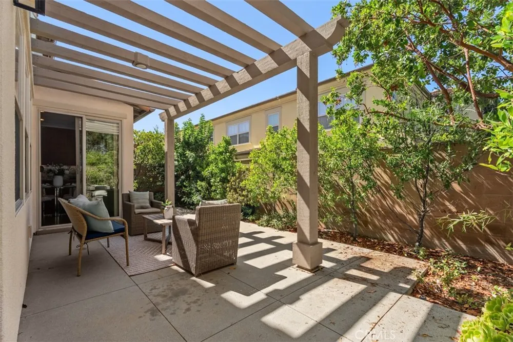 117 Gemstone Irvine, CA 92620