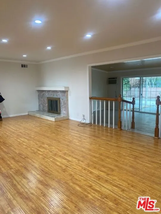 20412 Enadia Way Winnetka, CA 91306