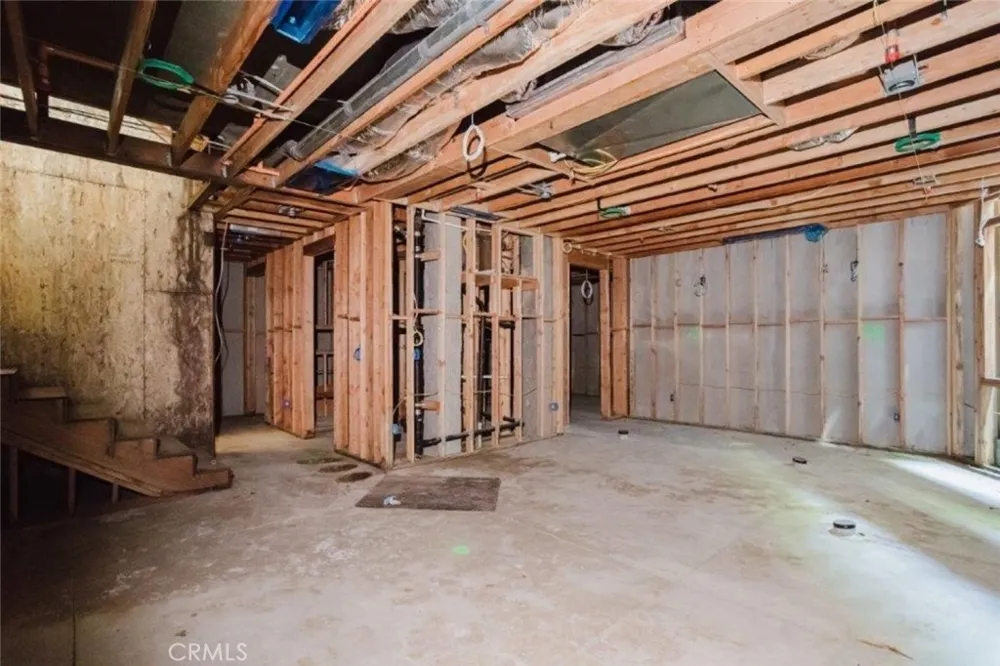 1688 Sunset Plaza Drive Los Angeles, CA 90069