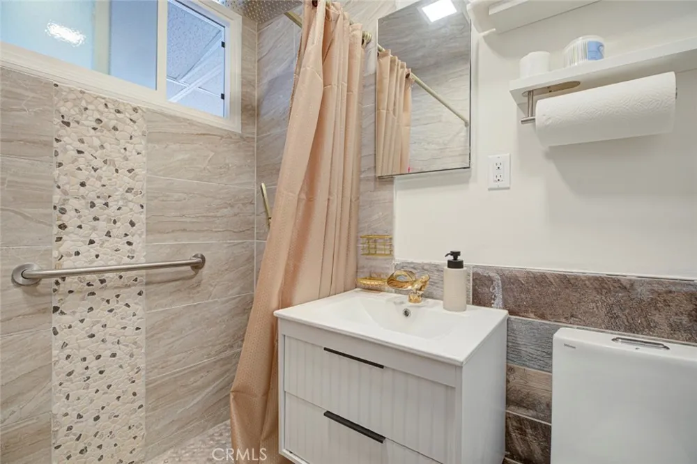 11377 Gaynor Ave Granada Hills, CA 91344