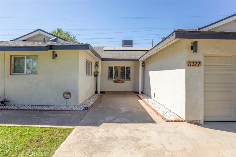 11377 Gaynor Ave Granada Hills, CA 91344