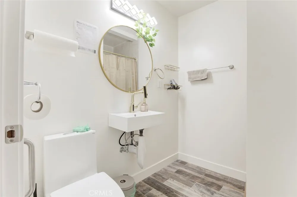 11377 Gaynor Ave Granada Hills, CA 91344