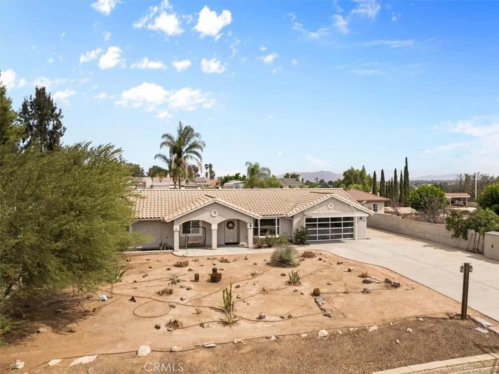 18678 Newman Avenue Riverside, CA 92508