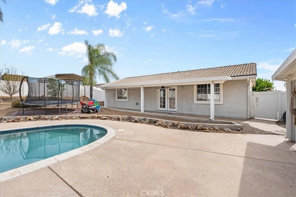 18678 Newman Avenue Riverside, CA 92508