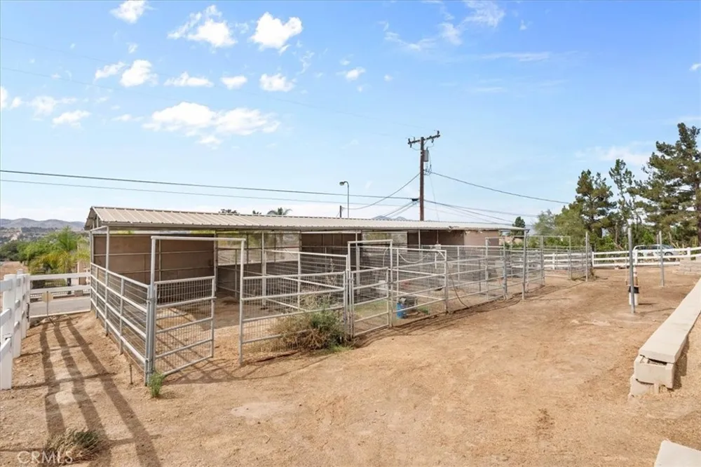 18678 Newman Avenue Riverside, CA 92508