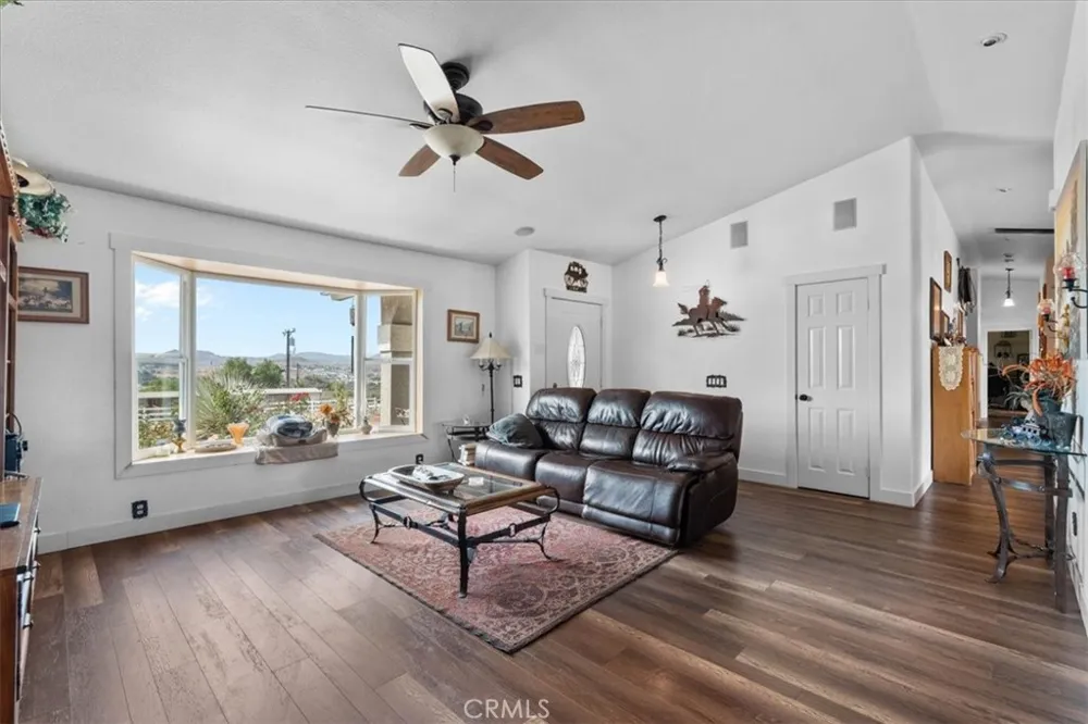 18678 Newman Avenue Riverside, CA 92508