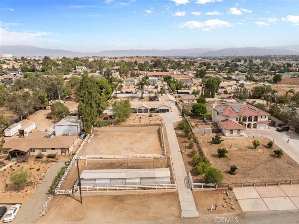 18678 Newman Avenue Riverside, CA 92508