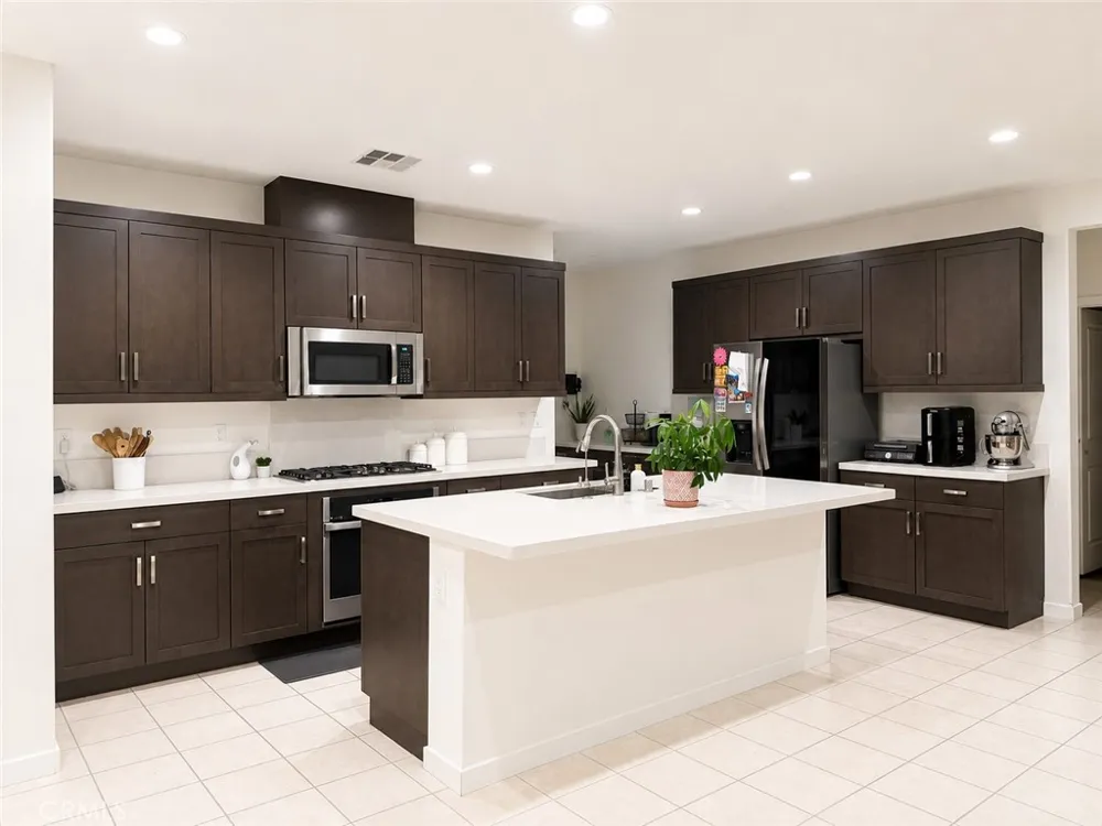 29633 Kearney Ct Winchester, CA 92596