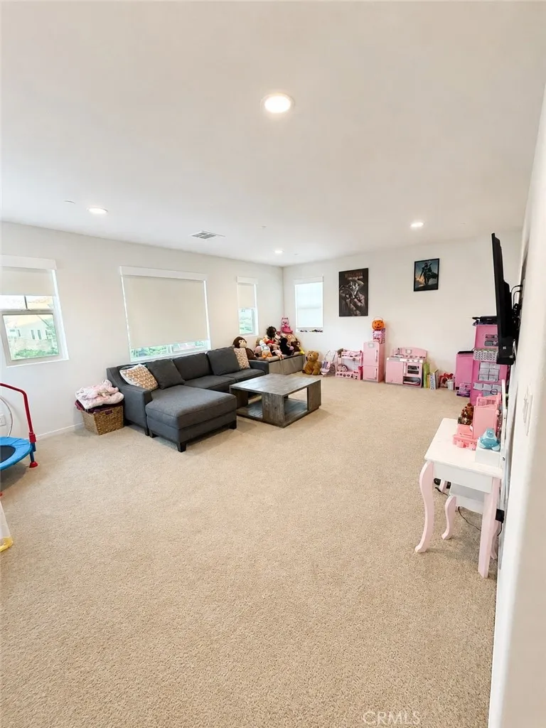 29633 Kearney Ct Winchester, CA 92596