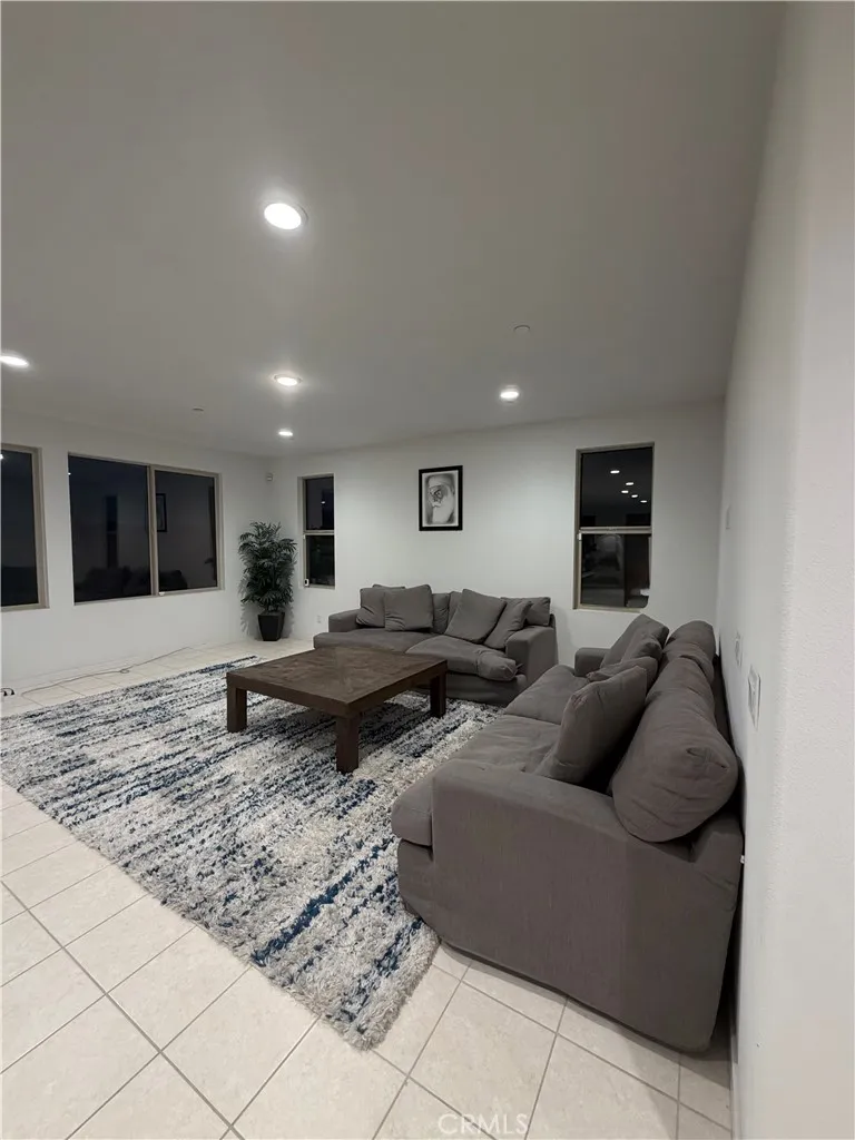 29633 Kearney Ct Winchester, CA 92596