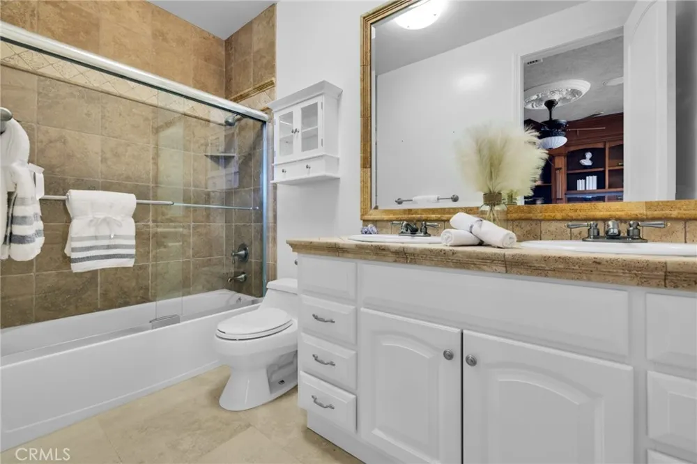 15931 Aurora Crest Whittier, CA 90605