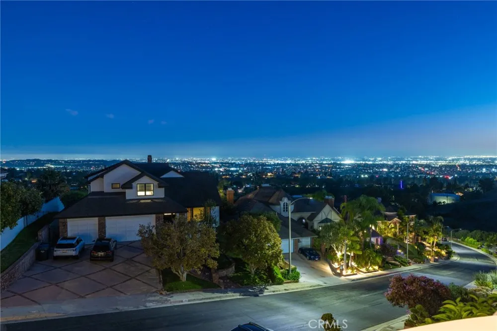 15931 Aurora Crest Whittier, CA 90605