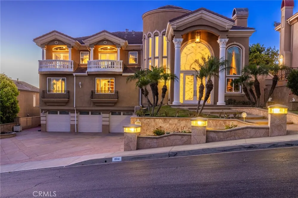 15931 Aurora Crest Whittier, CA 90605
