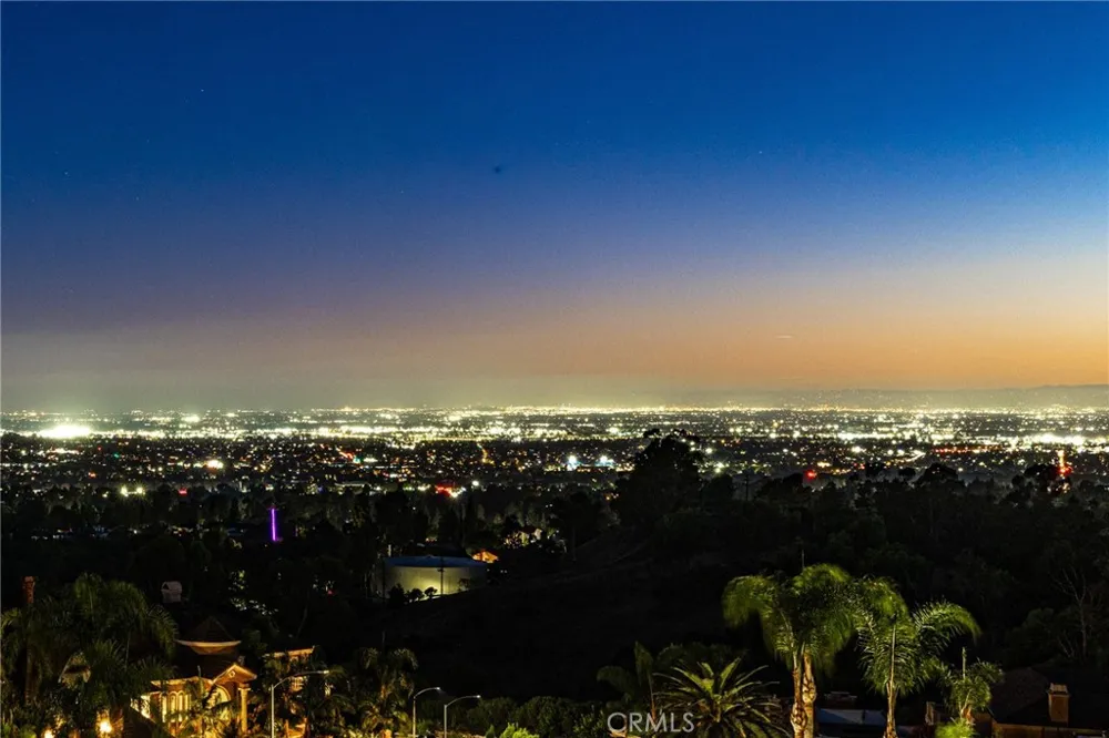 15931 Aurora Crest Whittier, CA 90605