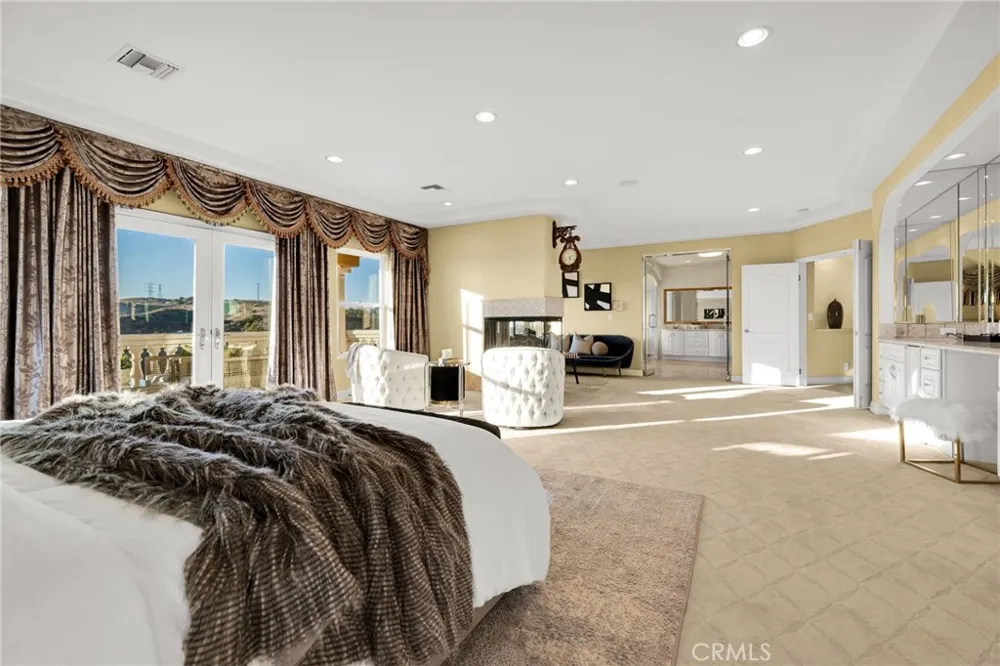 15931 Aurora Crest Whittier, CA 90605