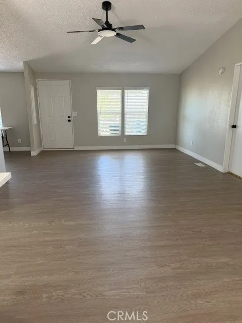 278 Yucca Pinon Hills, CA 92372