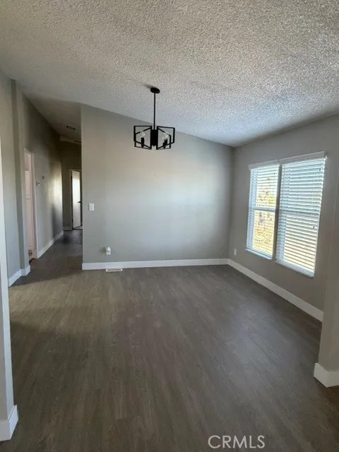 278 Yucca Pinon Hills, CA 92372