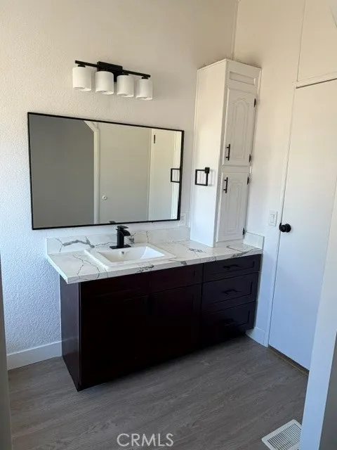 278 Yucca Pinon Hills, CA 92372