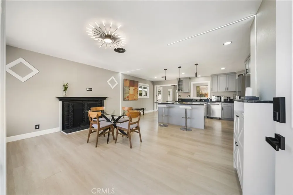 6382 Yale Huntington Beach, CA 92647