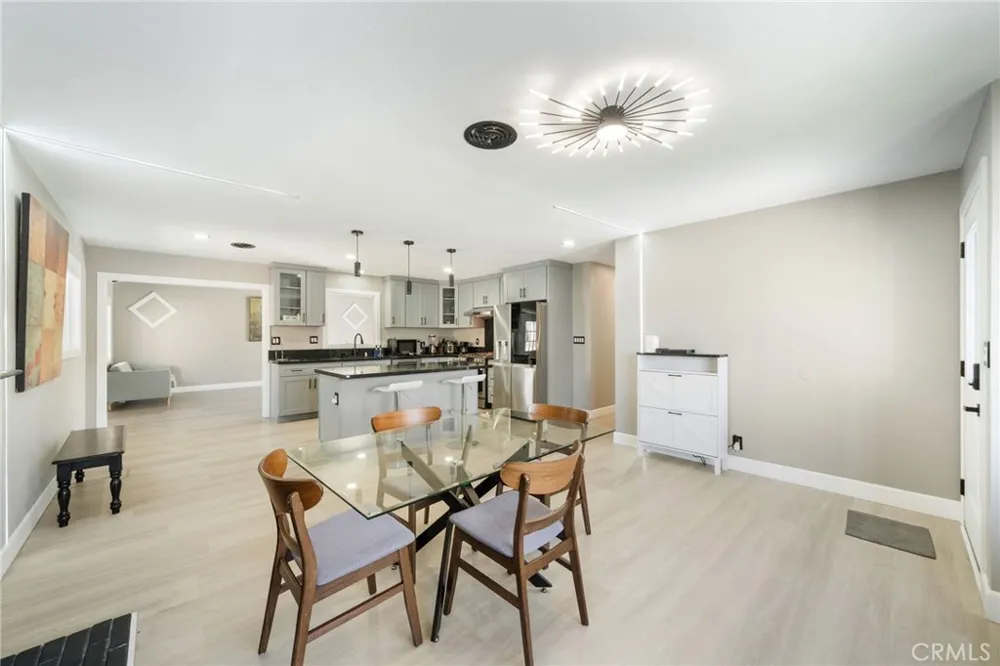 6382 Yale Huntington Beach, CA 92647
