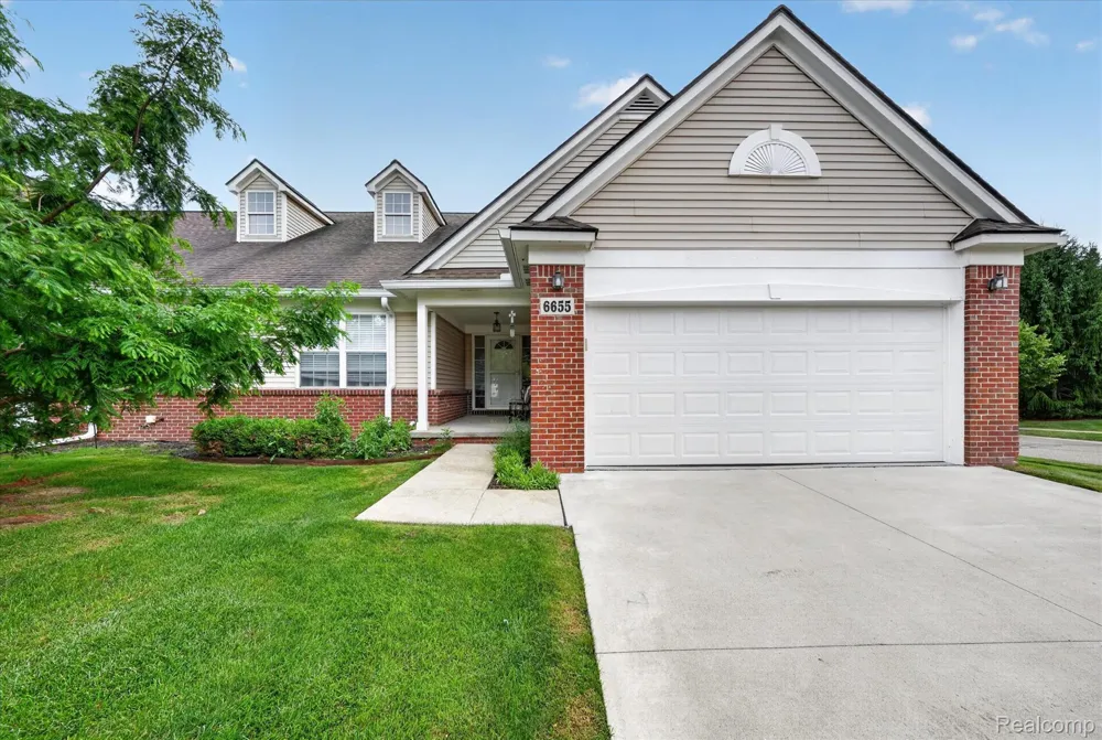 6655 Cortland Avenue #44 Genoa Township, MI 48114