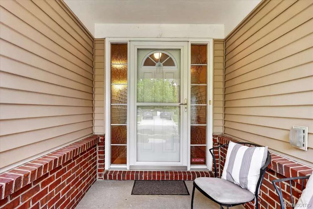 6655 Cortland Avenue #44 Genoa Township, MI 48114