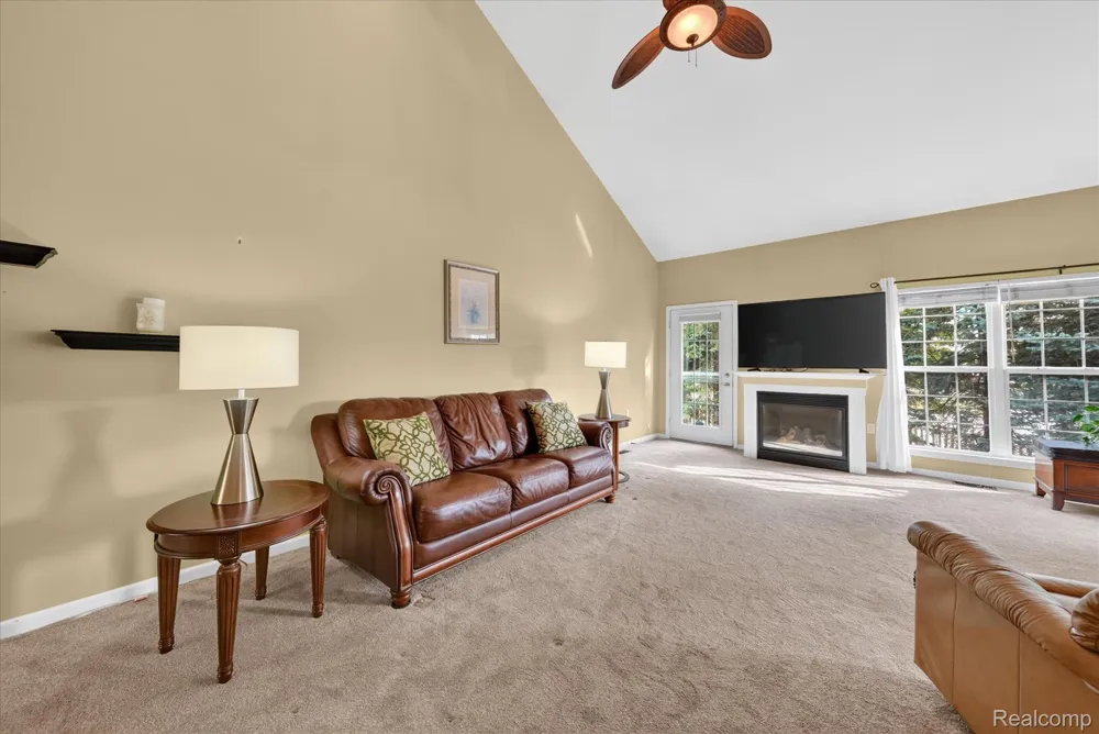 6655 Cortland Avenue #44 Genoa Township, MI 48114