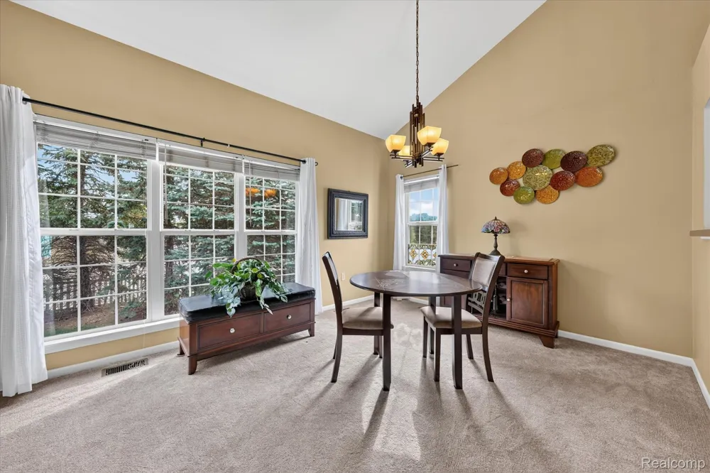 6655 Cortland Avenue #44 Genoa Township, MI 48114