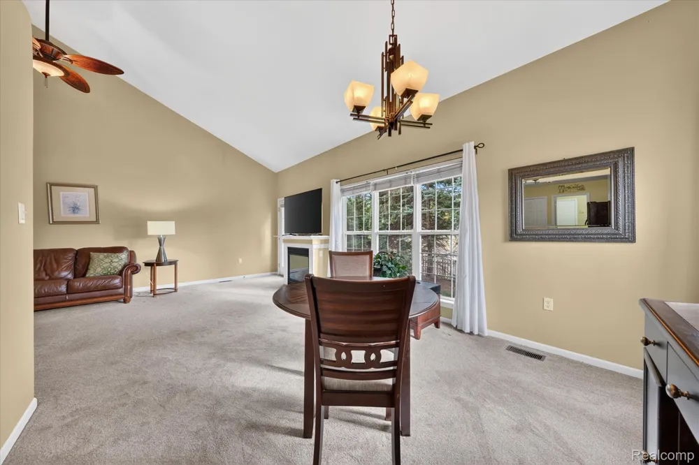 6655 Cortland Avenue #44 Genoa Township, MI 48114