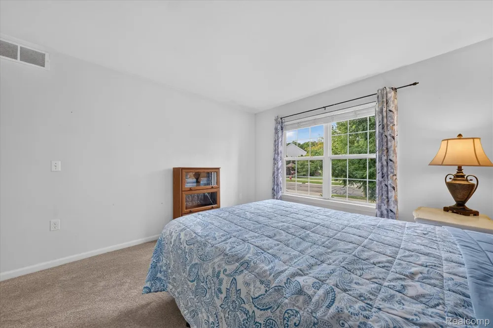 6655 Cortland Avenue #44 Genoa Township, MI 48114