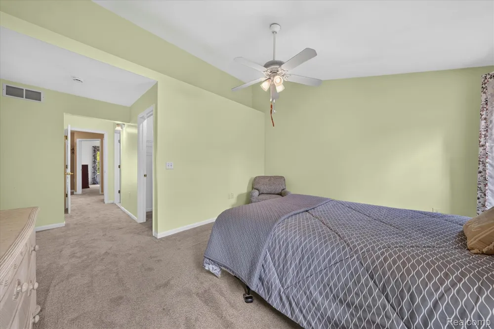 6655 Cortland Avenue #44 Genoa Township, MI 48114