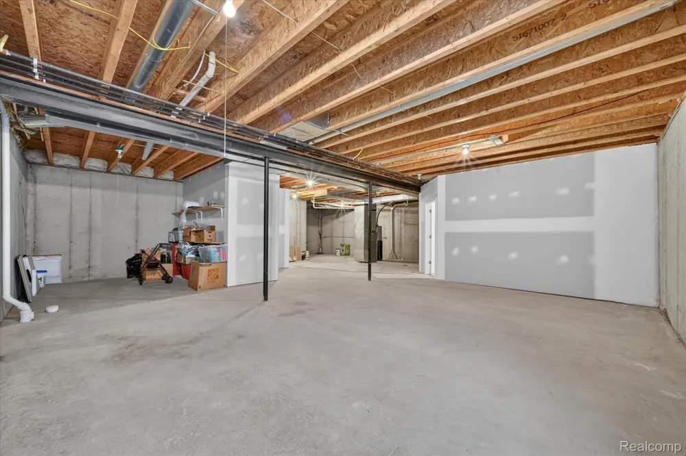 6655 Cortland Avenue #44 Genoa Township, MI 48114