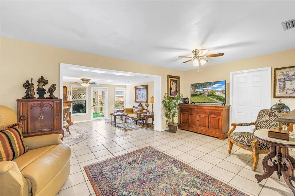 7999 RIDGE ROAD Seminole, FL 33772