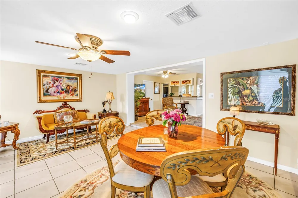 7999 RIDGE ROAD Seminole, FL 33772
