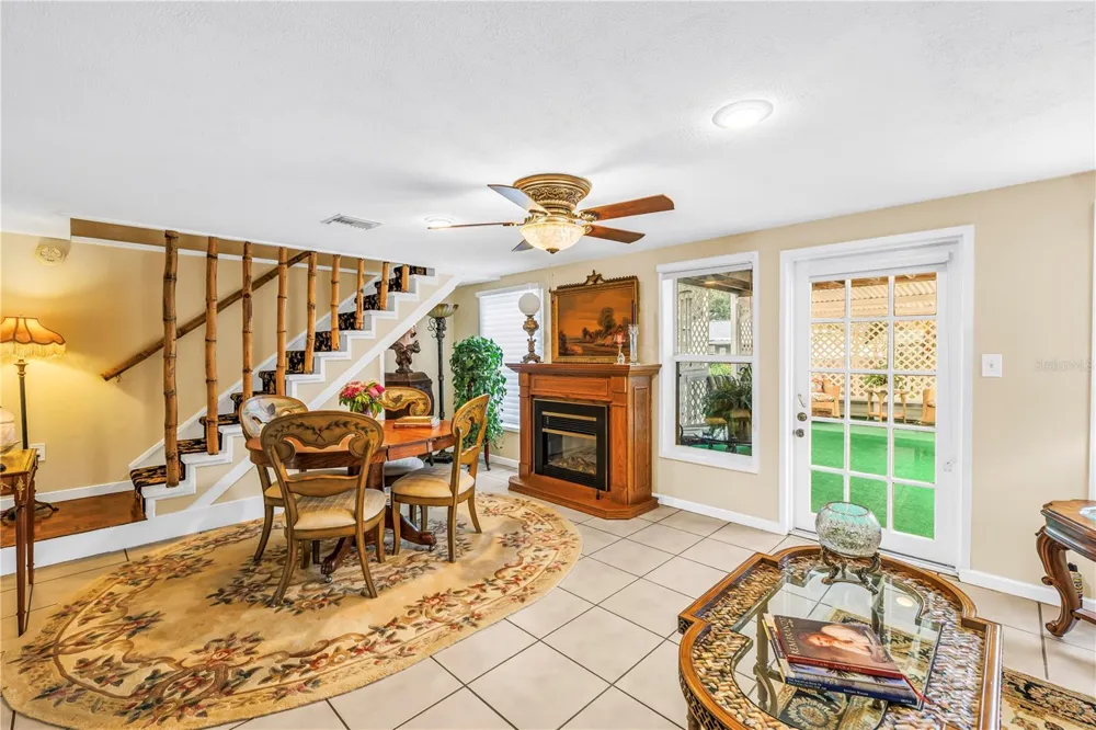7999 RIDGE ROAD Seminole, FL 33772