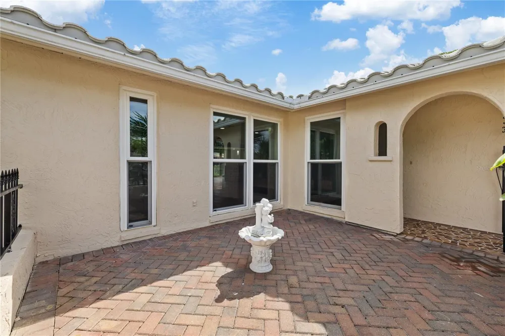 7800 BROOKRIDGE DRIVE Port Richey, FL 34668