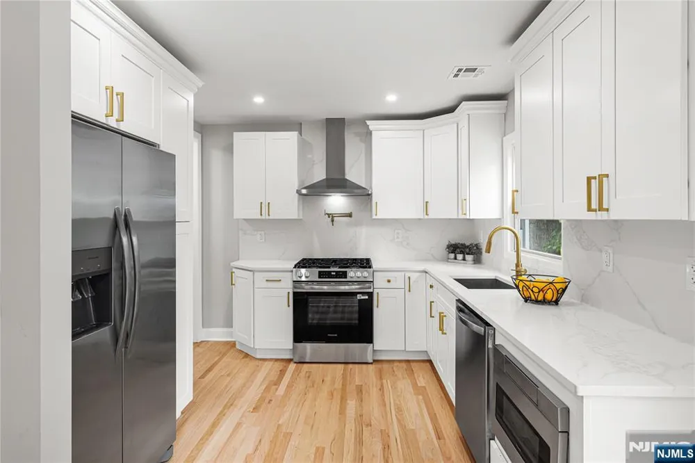 76 Dawn Avenue Haledon, NJ 07508