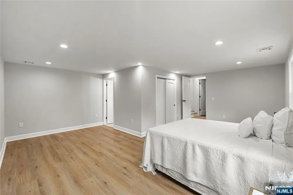 76 Dawn Avenue Haledon, NJ 07508