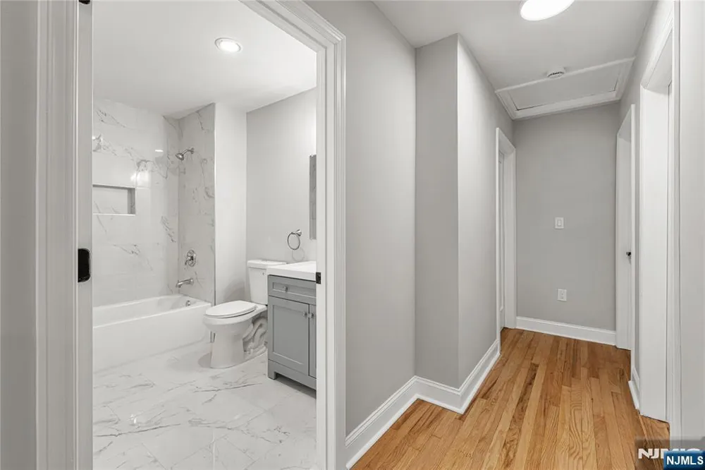 76 Dawn Avenue Haledon, NJ 07508