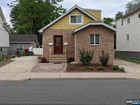 26 Brandt Street 2
