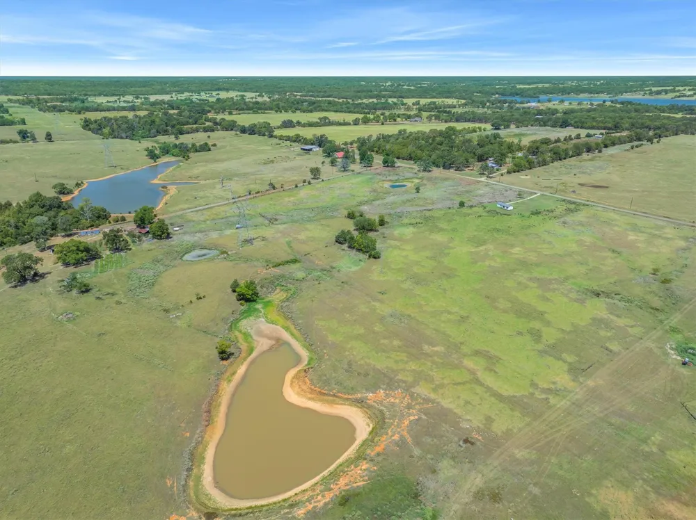 10 VZ County Road 4503 Ben Wheeler, TX 75754