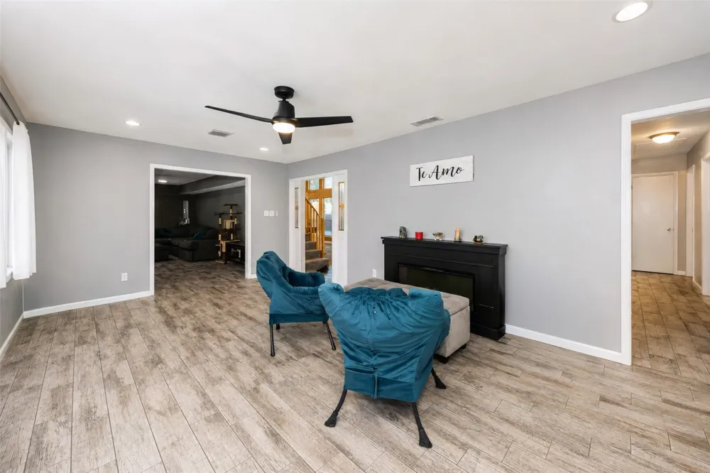 3414 Urban Drive Garland, TX 75041