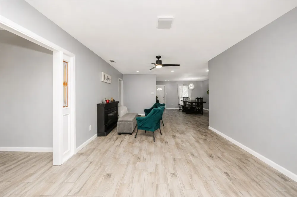 3414 Urban Drive Garland, TX 75041