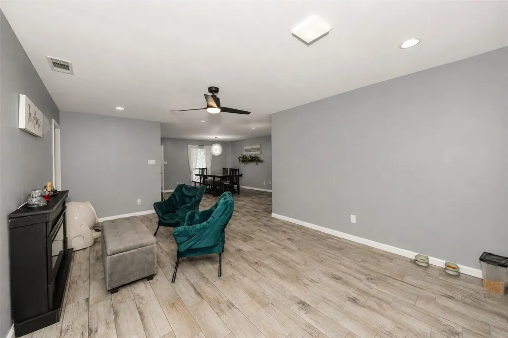 3414 Urban Drive Garland, TX 75041