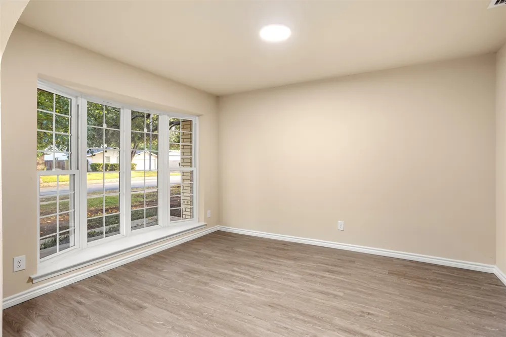 509 E Williamsburg Manor Arlington, TX 76014