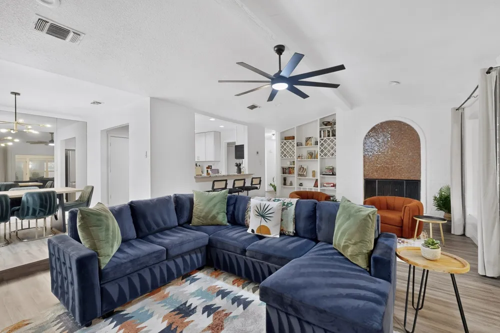 3508 Grande Bulevar Irving, TX 75062