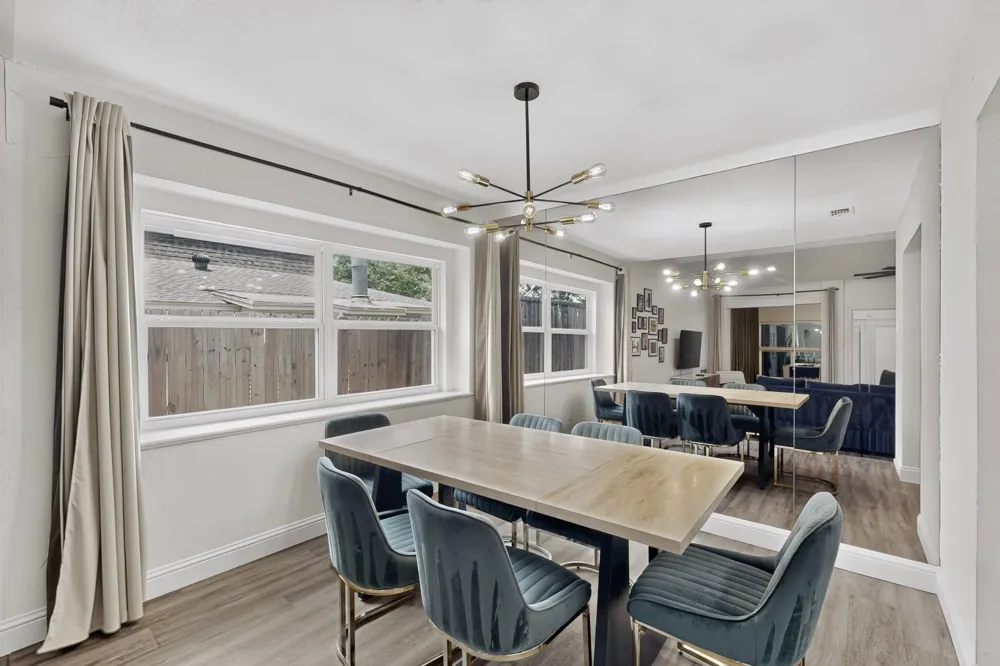 3508 Grande Bulevar Irving, TX 75062