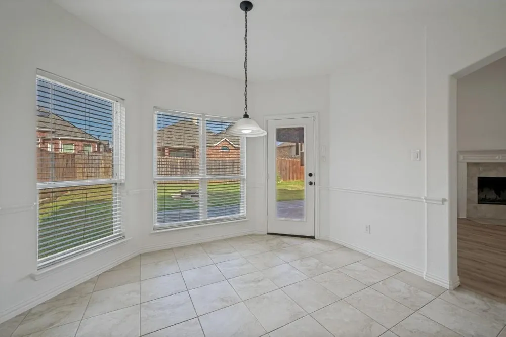 233 Chappellet Street Kennedale, TX 76060