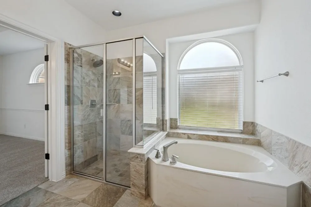 233 Chappellet Street Kennedale, TX 76060